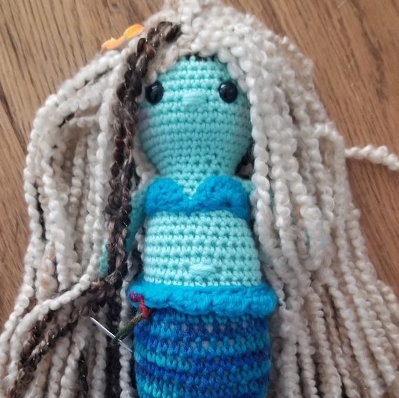 Crocheted mermaid - Picture 2 of 5